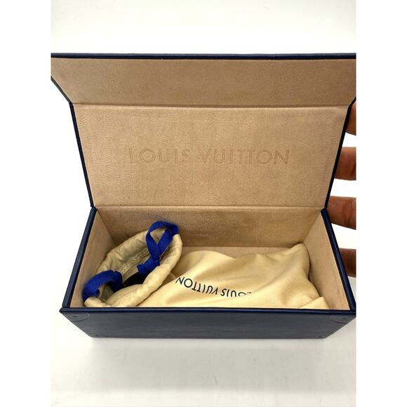 Louis Vuitton Animated Damier Ash Sunglasses Z1441E Silver*NO SIGNS OF USE - Picture 4 of 9